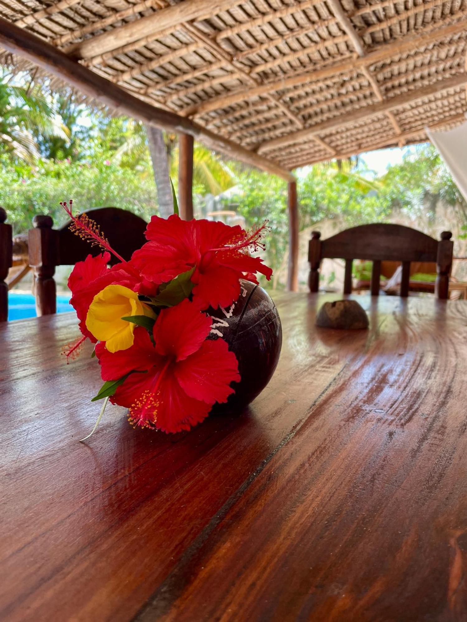 Villa Kipara - Private Beach & Pool Pwani Mchangani Exteriör bild